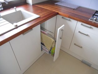 kuchnia-braz-biel-fiolet-4